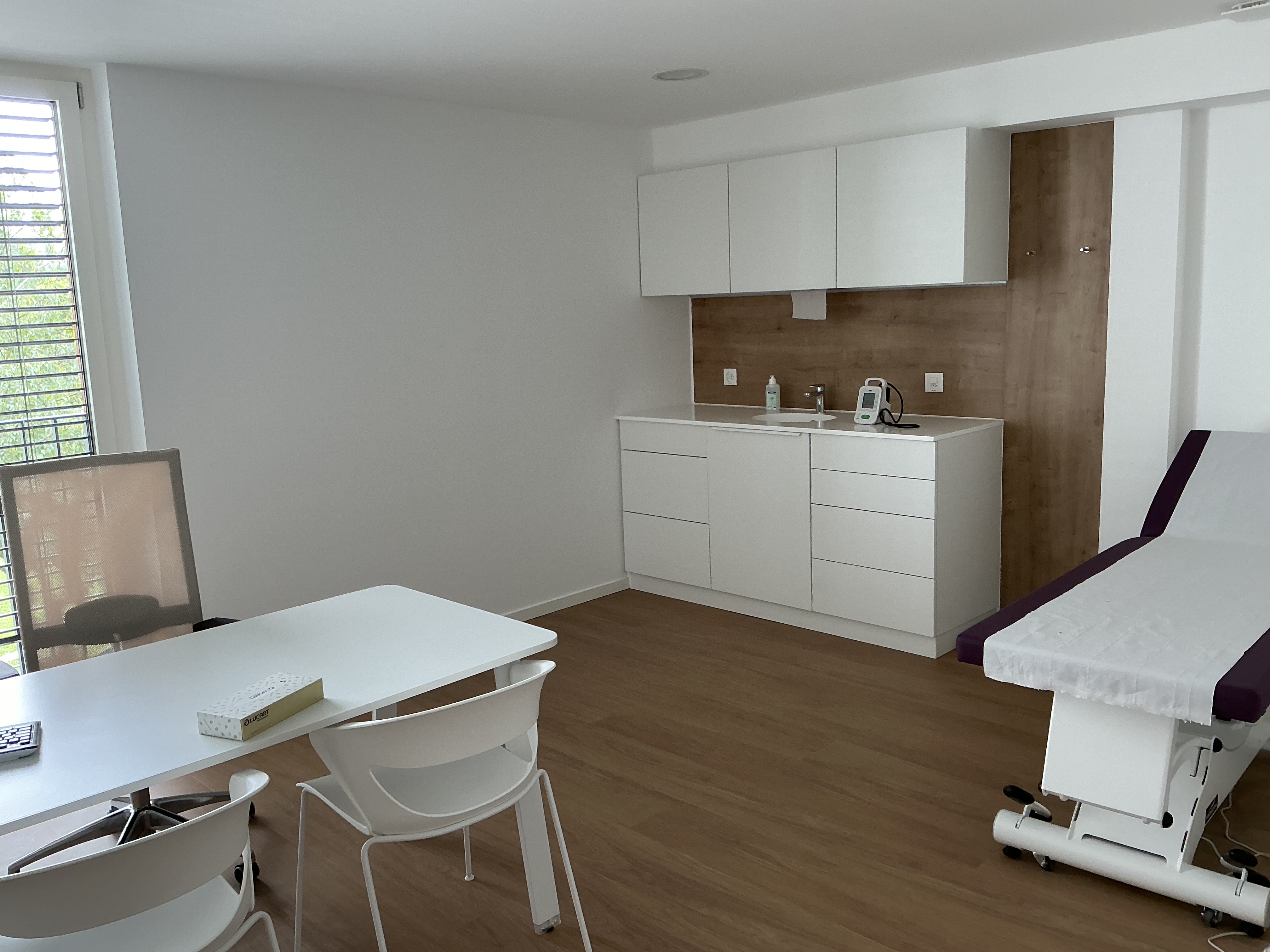 Centre médical tout équipé et neuf au cœur du quartier d’Onex
