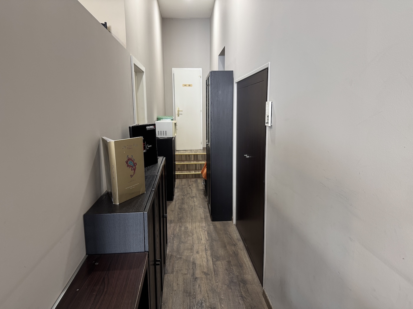 Cherche Coiffeur(se) et Esthéticien(ne) indépendant(e), vue 5